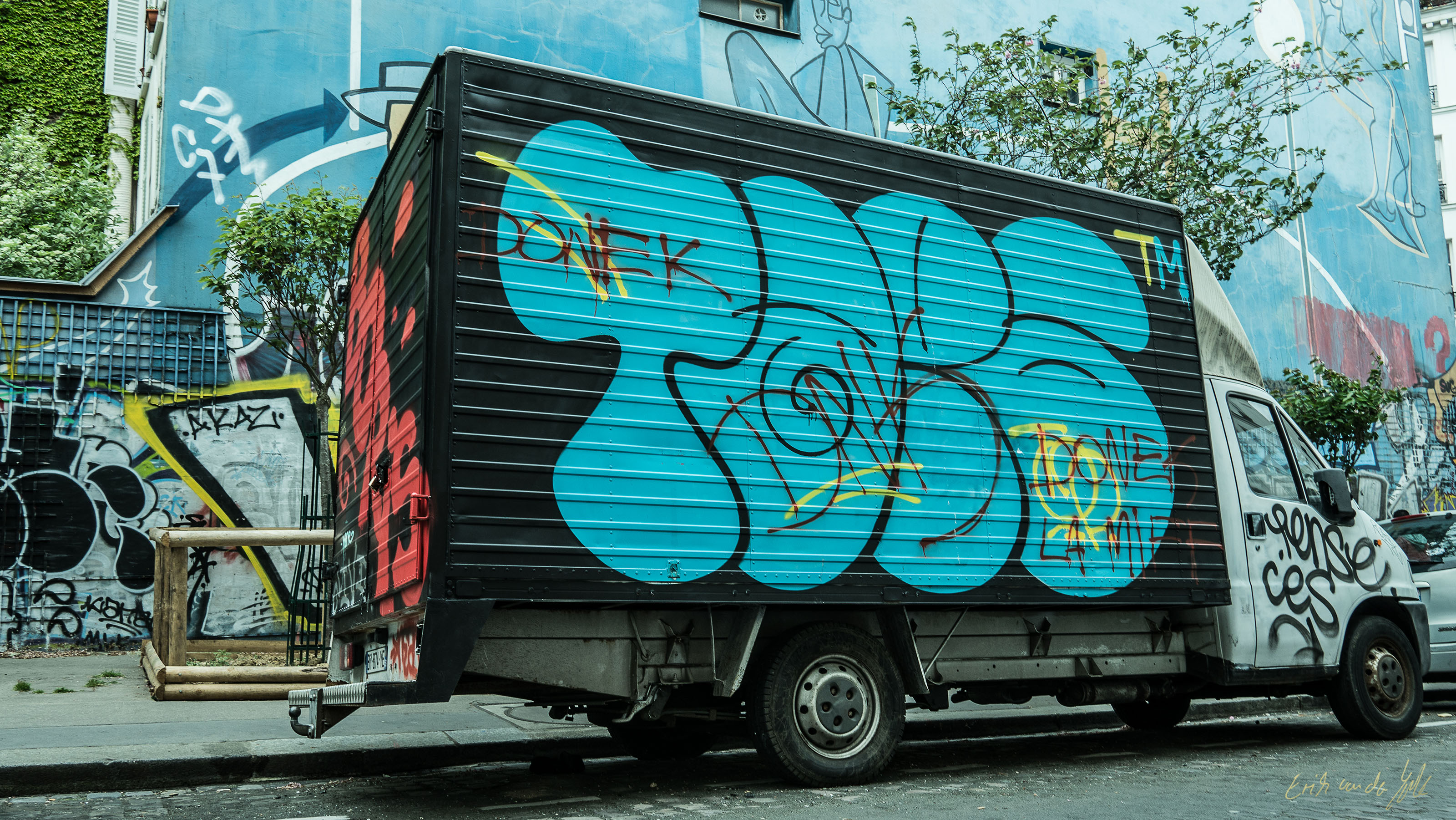 Paris-Graffiti-Streetart-20160507-_DSC3359-Â©-Erik-von-der-Goltz