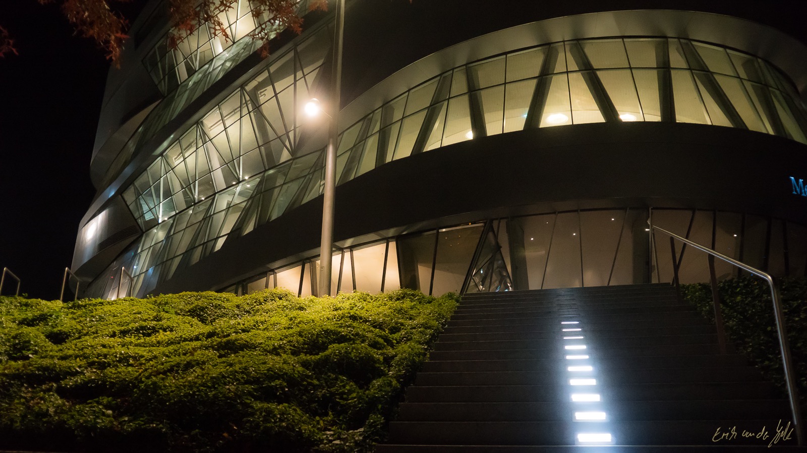 Mercedes Benz Museum Stuttgart - Erik von der Goltz11