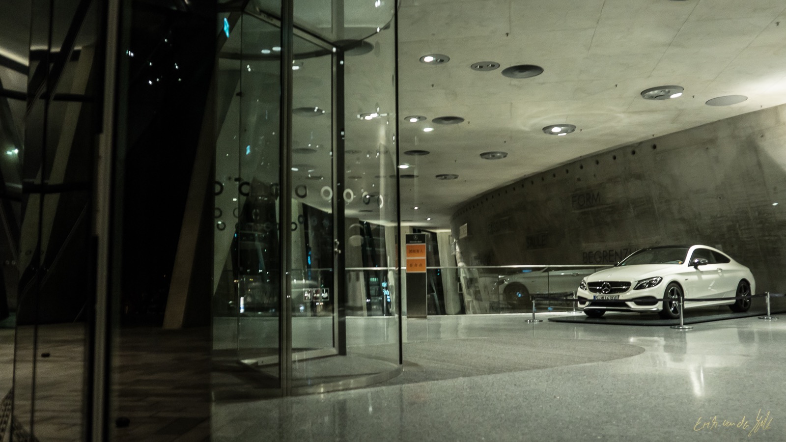 Mercedes Benz Museum Stuttgart - Erik von der Goltz23