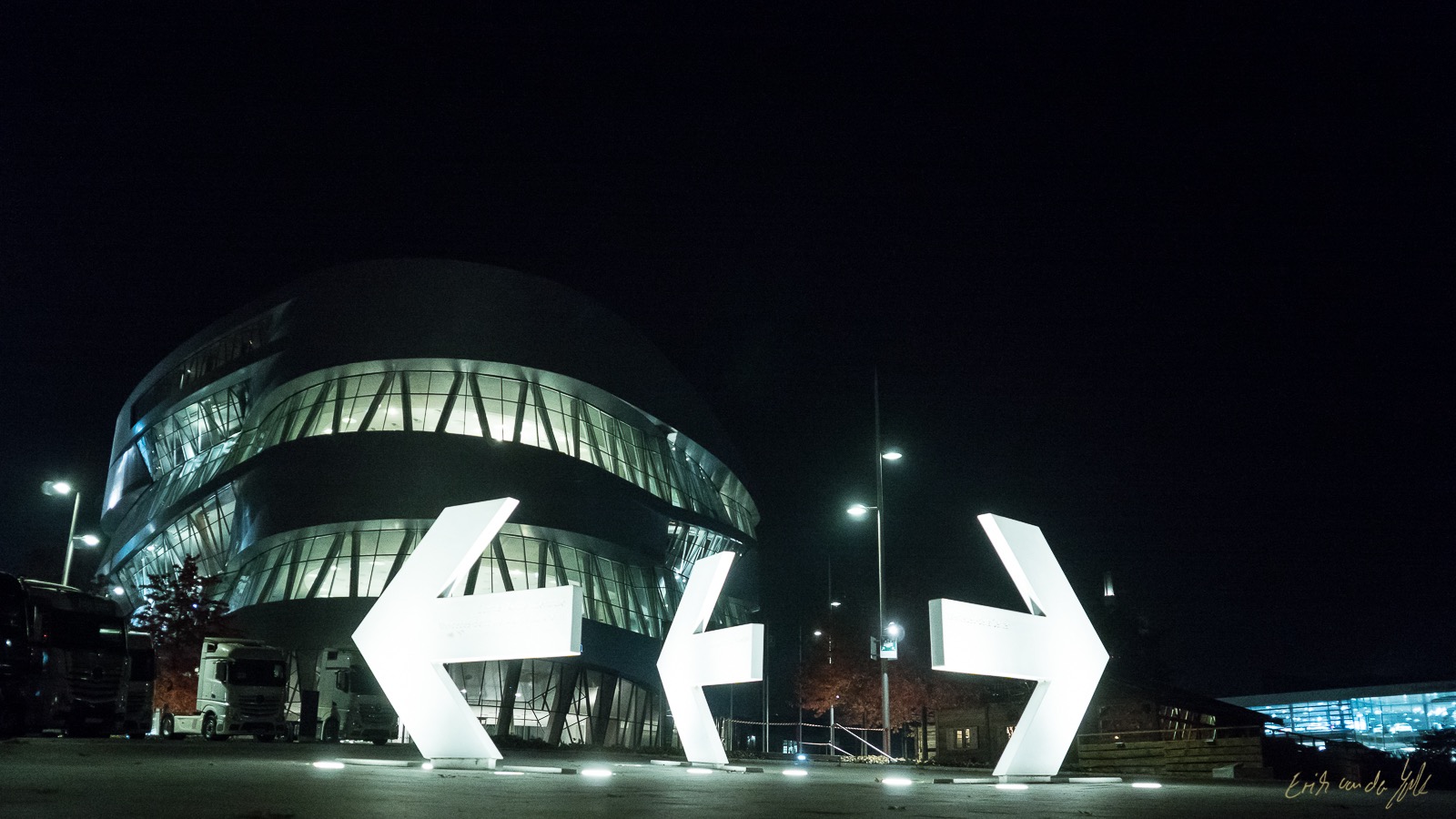 Mercedes Benz Museum Stuttgart - Erik von der Goltz3